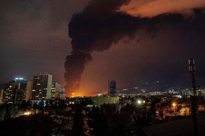 Zajárova: El conflicto en Oriente Medio ha sumido mercados de petróleo y gas en turbulencia