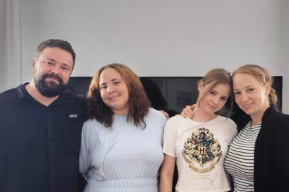 Suecia tacha de "extremistas" a unos padres cristianos por ir a la iglesia y retiene a sus hijos