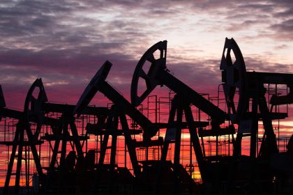 "Сatastrófico para la UE": El enviado de Putin vaticina este precio para el petróleo