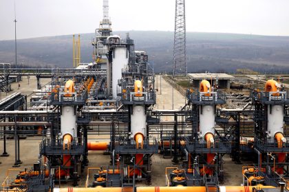 Ucrania intenta atacar dos rutas clave que suministran gas ruso a Europa