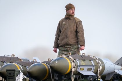 Pentágono: "El Ejército de EE.UU. controla el destino de Irán"