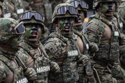 Senado mexicano avala que marinos viajen con armamento a EE.UU. para un entrenamiento