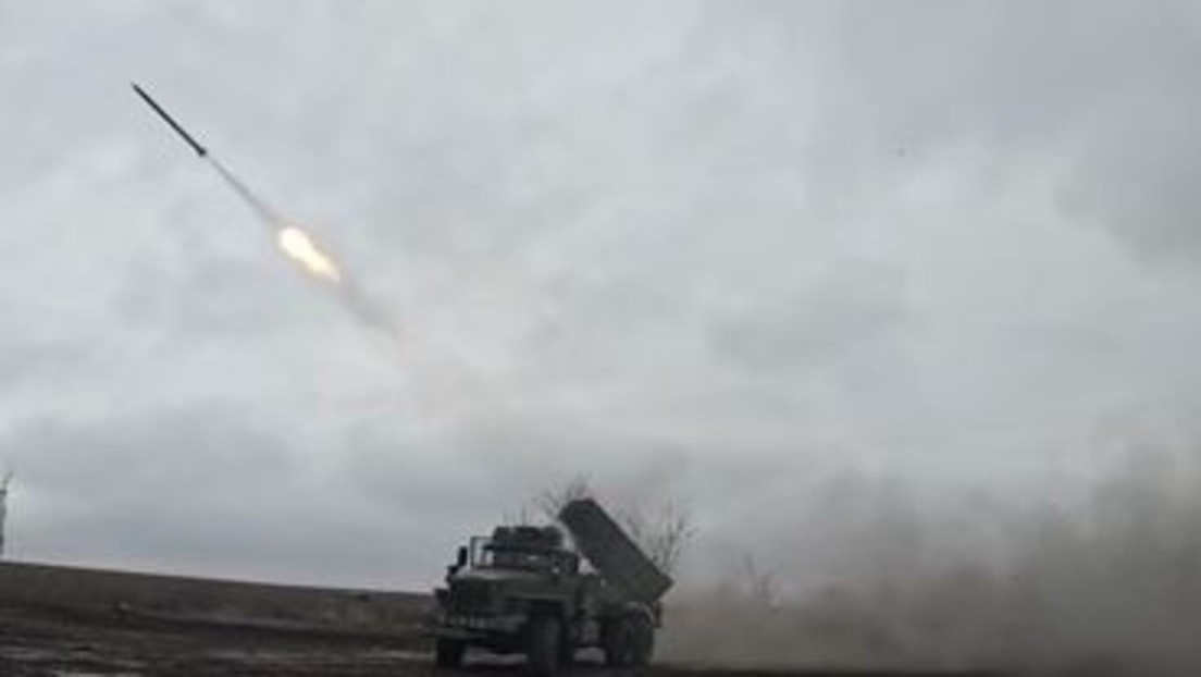 VIDEO: 'Granizo' ruso llueve sin piedad sobre las fuerzas enemigas sin dejarles escapatoria