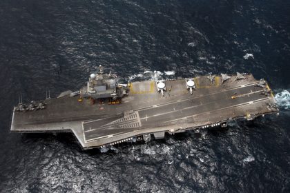 'App fitness' de un marinero revela la ubicación de portaviones francés y así reacciona el Estado Mayor