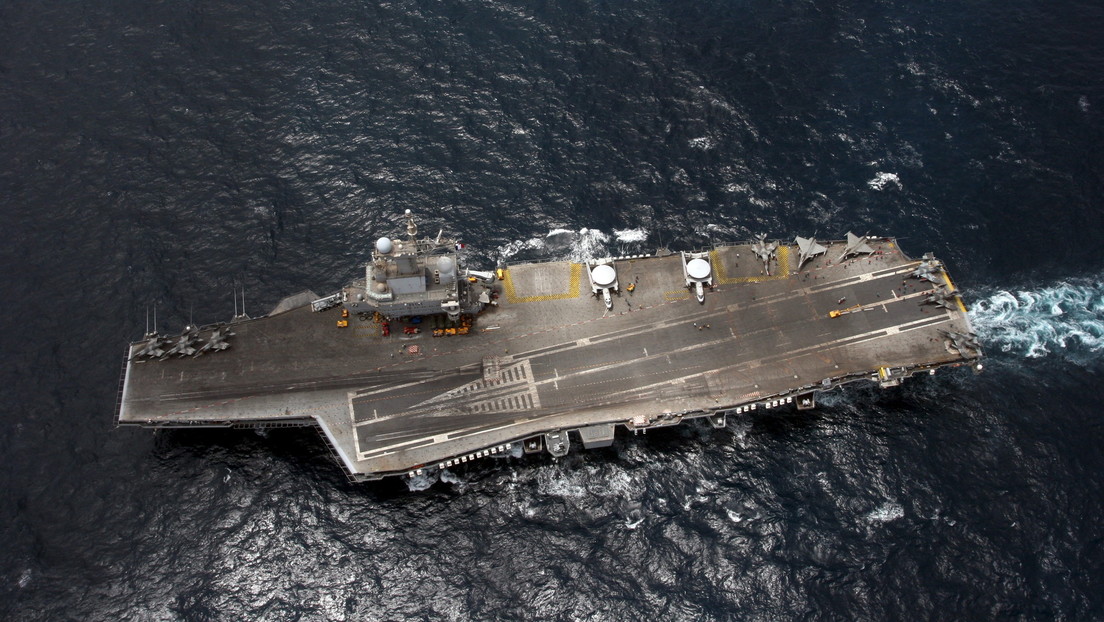 'App fitness' de un marinero revela la ubicación de portaviones francés y así reacciona el Estado Mayor