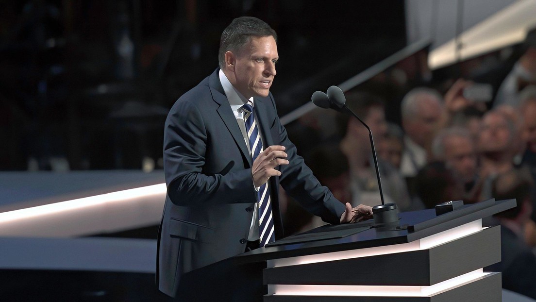 Jefe de PayPal dicta conferencias secretas sobre el Anticristo e indigna a la Iglesia