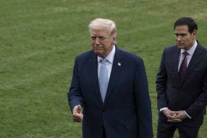 Trump desea una "gran victoria" al partido europeo que frustra los sueños de Zelenski 