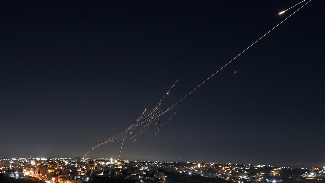 Irán proclama su "dominio misilístico" sobre los cielos de Israel