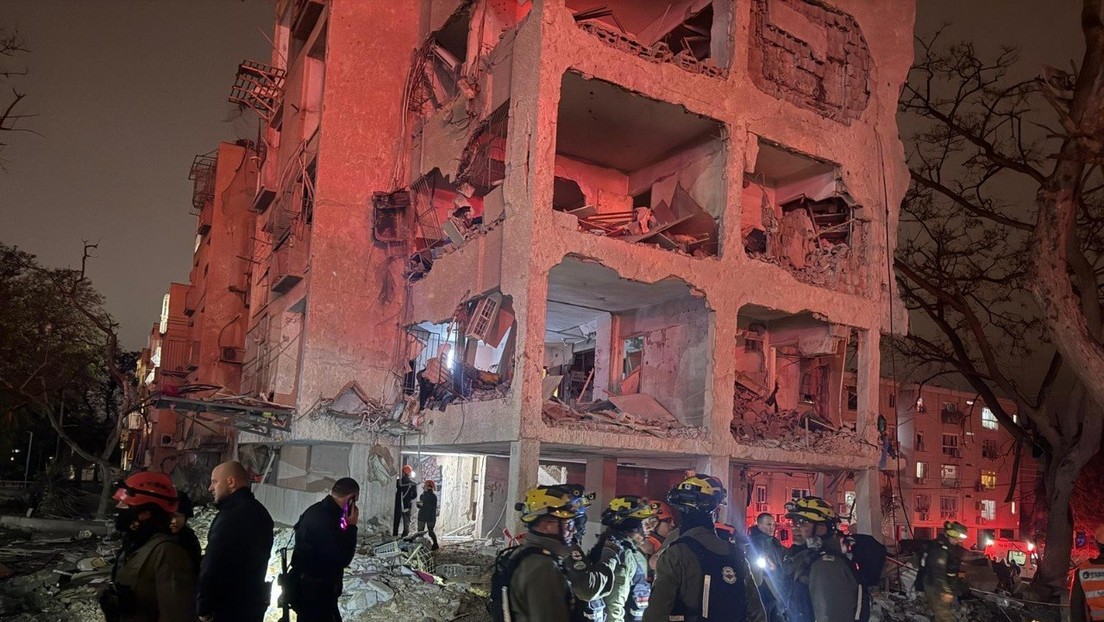 VIDEO desde dron: Devastación en una ciudad israelí tras el impacto de un misil iraní