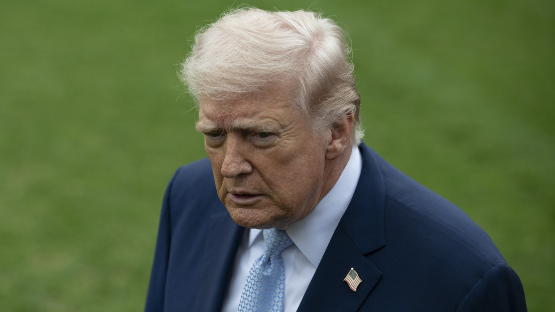 "¿Por qué el ejército más poderoso del mundo está rogando ayuda?": Oficial iraní arremete contra Trump