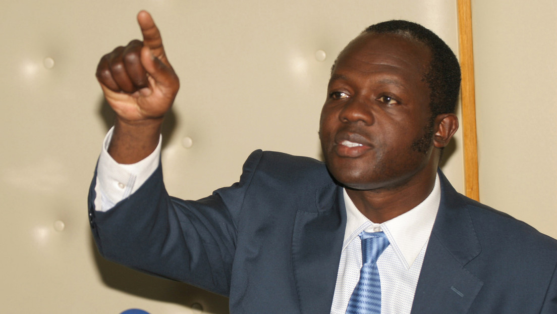 Excanciller keniano reaparece tras misteriosa desaparición