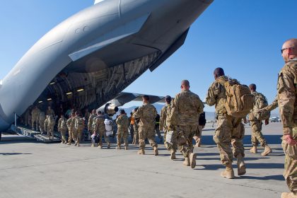 Exjefe antiterrorista de EE.UU. advierte de que enviar tropas a la isla de Jarg "sería un desastre"