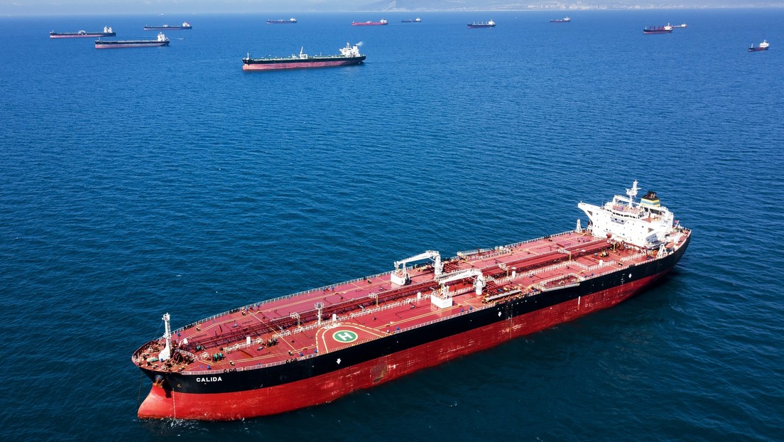 La UE aplaza la ley para vetar el petróleo ruso en medio de la guerra de Irán