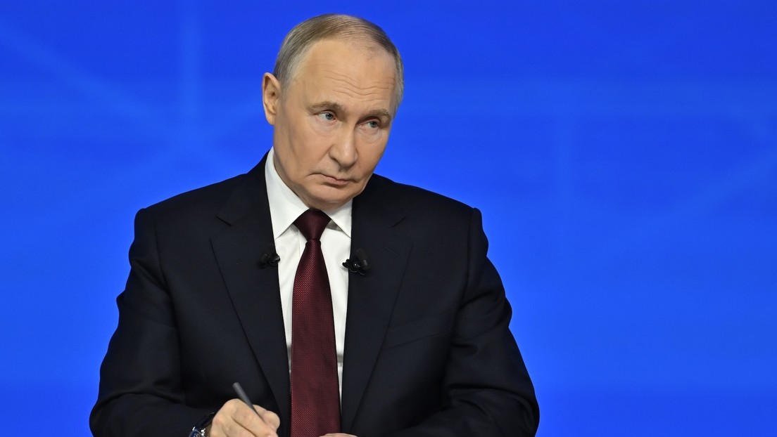 Putin: Críticos de la operación especial rusa "apenas han dicho nada" sobre Irán