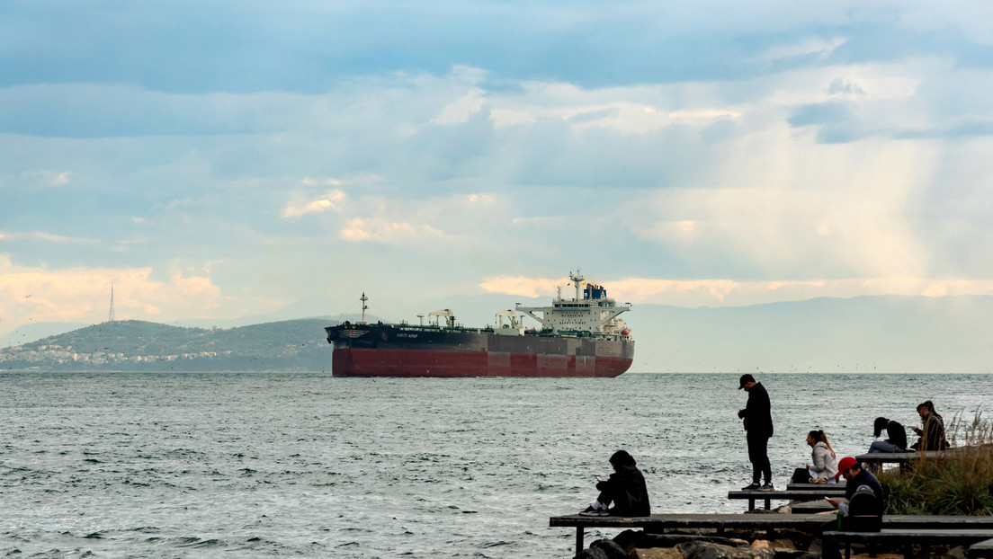Reportan un ataque con dron contra un petrolero turco en el mar Negro
