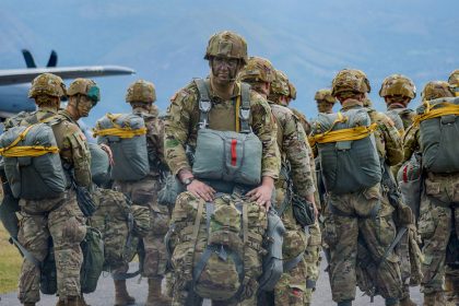 Сongresistas republicanos repudian al Pentágono tras reunión secreta sobre Irán