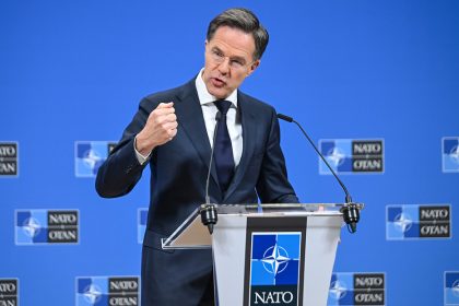 La OTAN pone en la mira dos exrepúblicas soviéticas