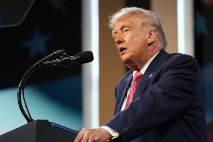 Trump dice que "salvó" Oriente Medio