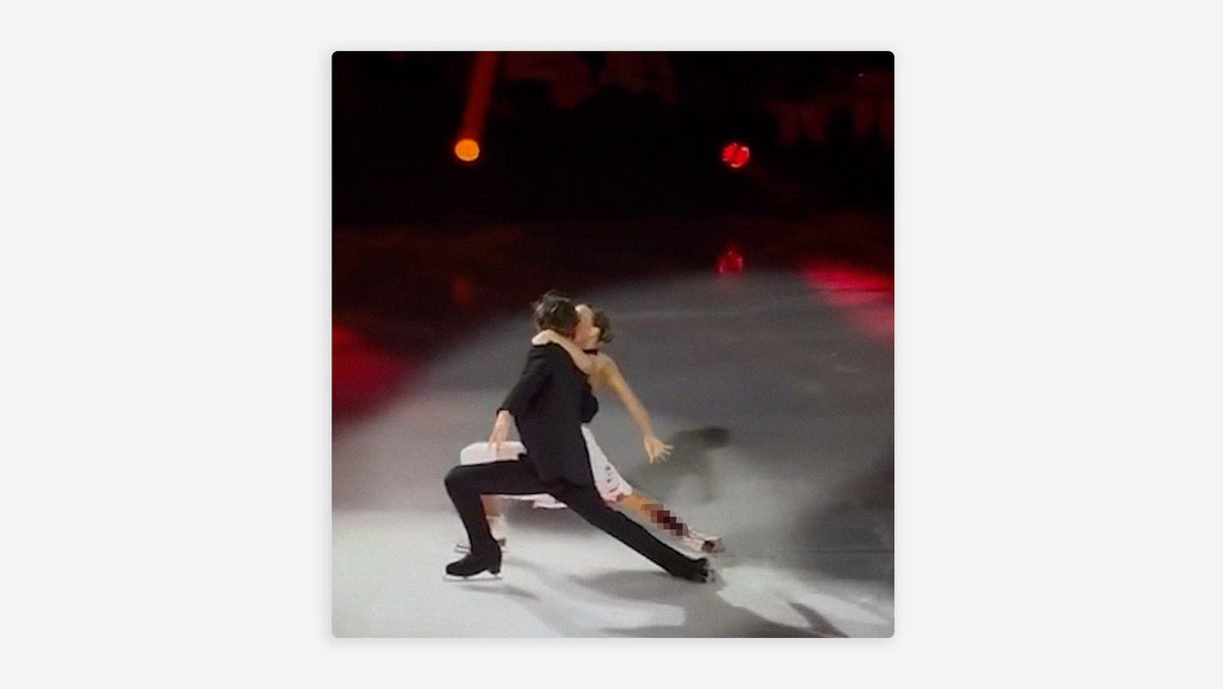 Patinador sobre hielo hiere con el patín a su pareja en plena actuación (VIDEO)
