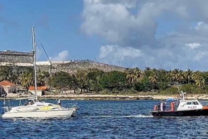 Arriban a La Habana los dos veleros que desaparecieron camino a Cuba con donaciones