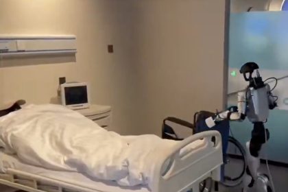 China prepara personal robótico de atención hospitalaria (VIDEO)