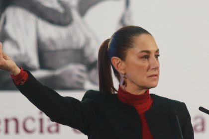 "Se llevaron la mitad": Sheinbaum recuerda qué pasó la última vez que EE.UU. intervino en México (VIDEO)