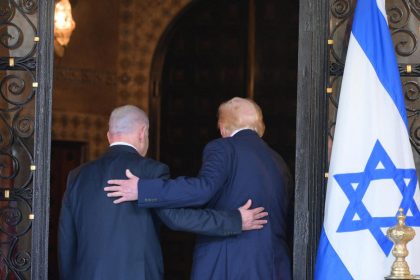 Presidente iraní: "El pueblo estadounidense está indignado por la política de 'Israel primero'"