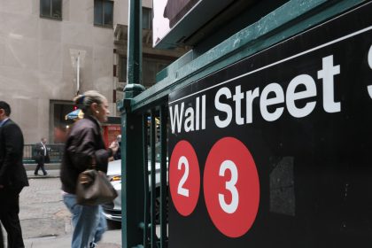 Consejo financiero del presidente del Parlamento iraní para no caer en una "trampa"