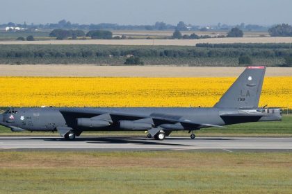 España cierra su espacio aéreo a todos los vuelos relacionados con la operación militar contra Irán