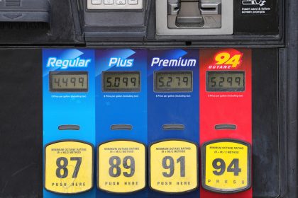 El precio de la gasolina en EE.UU. no deja de crecer en medio de la crisis energética