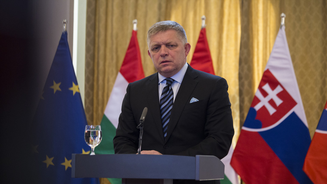 "¿Son ustedes tan incompetentes, toda la Comisión Europea?: Fico arremete contra Von der Leyen