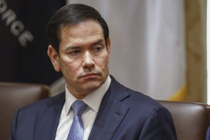 Se abrirá "de una forma u otra": La advertencia de Rubio sobre el estrecho de Ormuz