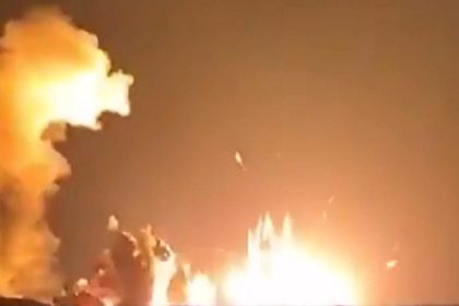 WSJ: EE.UU. bombardea un gran depósito de municiones en Irán