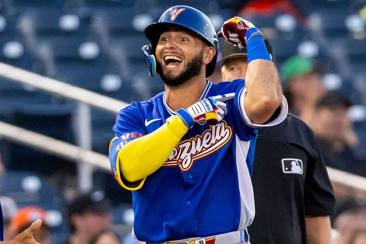 Venezuela cayó en el primer juego de preparación al Clásico con un jonrón de Carlos Pérez