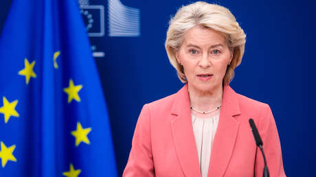 Politico: Ursula von der Leyen queda 'en la mira' de la UE por excederse en sus funciones