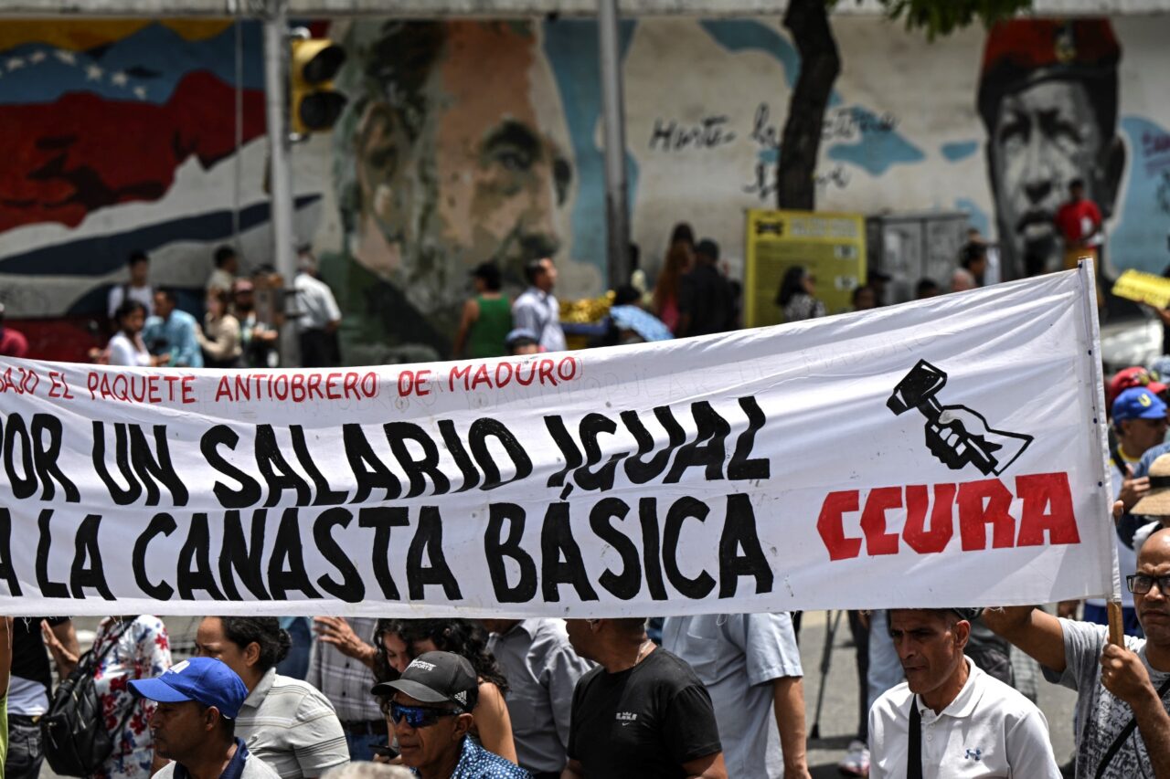 VENEZUELA-HEALTH-EDUCATION-PROTEST