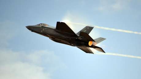 Irán golpea una base que alberga cazas F-35 de EE.UU.