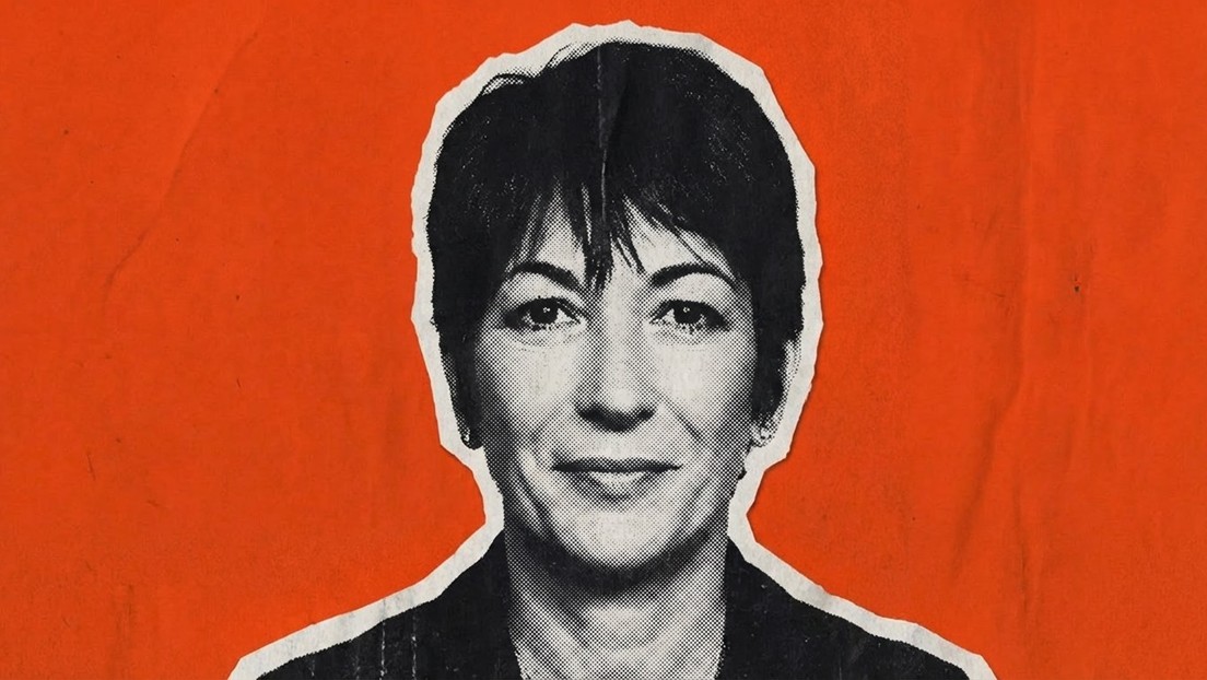 Ghislaine Maxwell muestra dramas con escenas eróticas a sus compañeras de reclusión