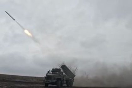 VIDEO: 'Granizo' ruso llueve sin piedad sobre las fuerzas enemigas sin dejarles escapatoria