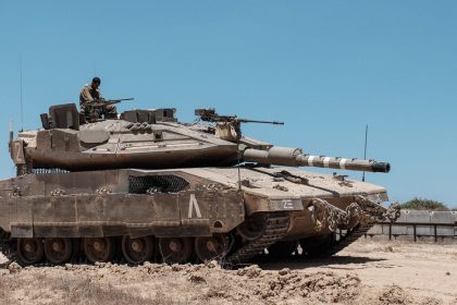 MOMENTO en el que Hezbolá destruye 2 tanques israelíes