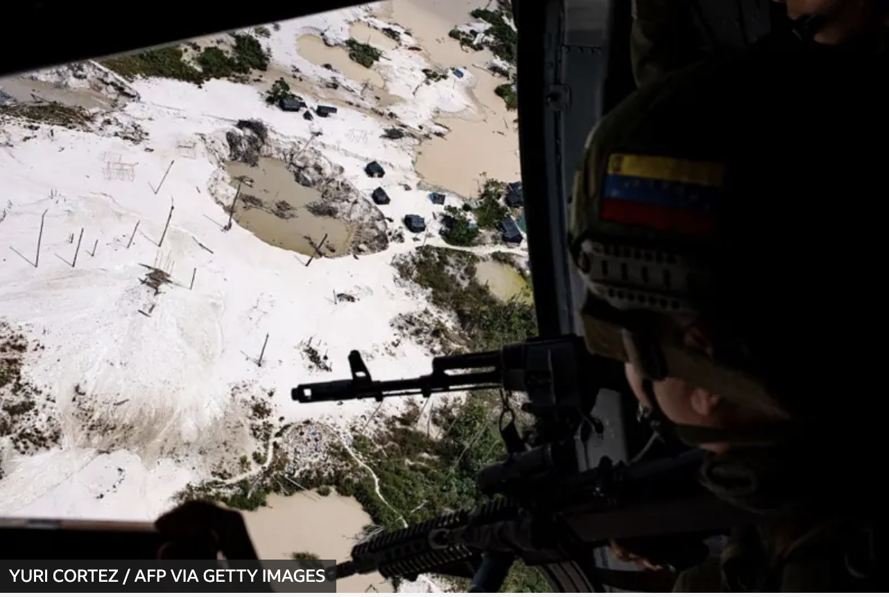 El impulso minero forzado por el colapso petrolero se ha desarrollado sin consideración ambiental y ha devastado extensas zonas del sur de Venezuela.