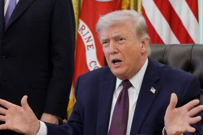 "Ni siquiera tienen una Armada": Trump arremete contra un aliado histórico
