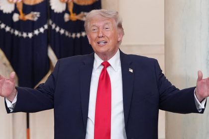 Trump: La guerra contra Irán es "una verdadera inversión en el futuro" de las nuevas generaciones