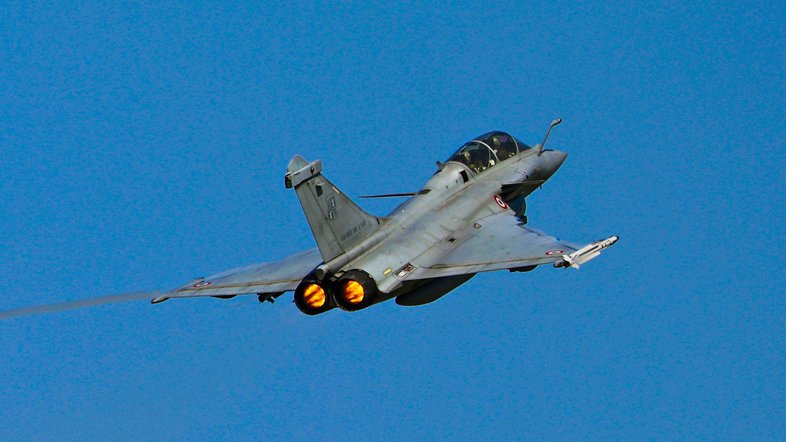 País de Oriente Medio abandona programa de financiación de aviones de combate con Francia