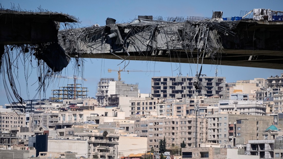 WSJ: Asesores de Trump le aconsejan bombardear infraestructura civil de Irán