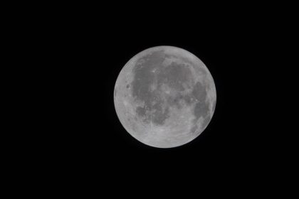 "No es lo que estoy acostumbrada a ver": astronauta de Artemis II sobre la cara oculta de la Luna