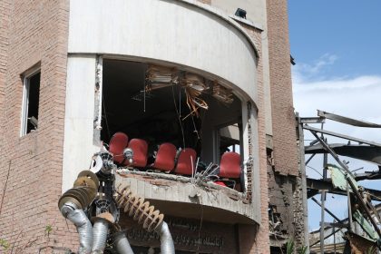 Axios: EE.UU. e Irán discuten un posible alto el fuego de 45 días