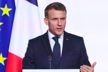 Francia: El alto el fuego también debe incluir al Líbano