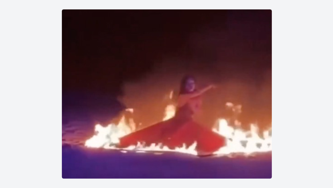 VIDEO: Bailarina se prende fuego en pleno 'show' y corre hacia un río para salvarse