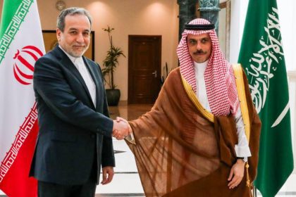 Cancilleres de Irán y Arabia Saudita hablaron por teléfono: ¿de qué discutieron?